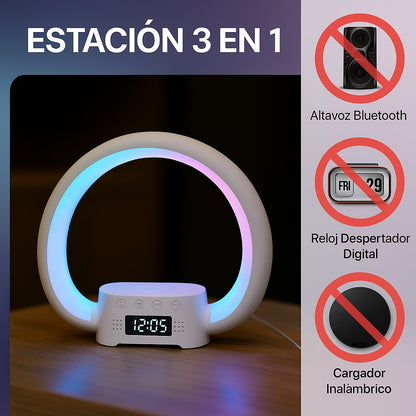 La lámpara con altavoz y cargador Bell + Howell es un dispositivo multifuncional 4 en 1 que combina un altavoz Bluetooth, una lámpara LED RGB, un cargador inalámbrico de 5 W para teléfono y un reloj despertador en un diseño elegante y compacto.